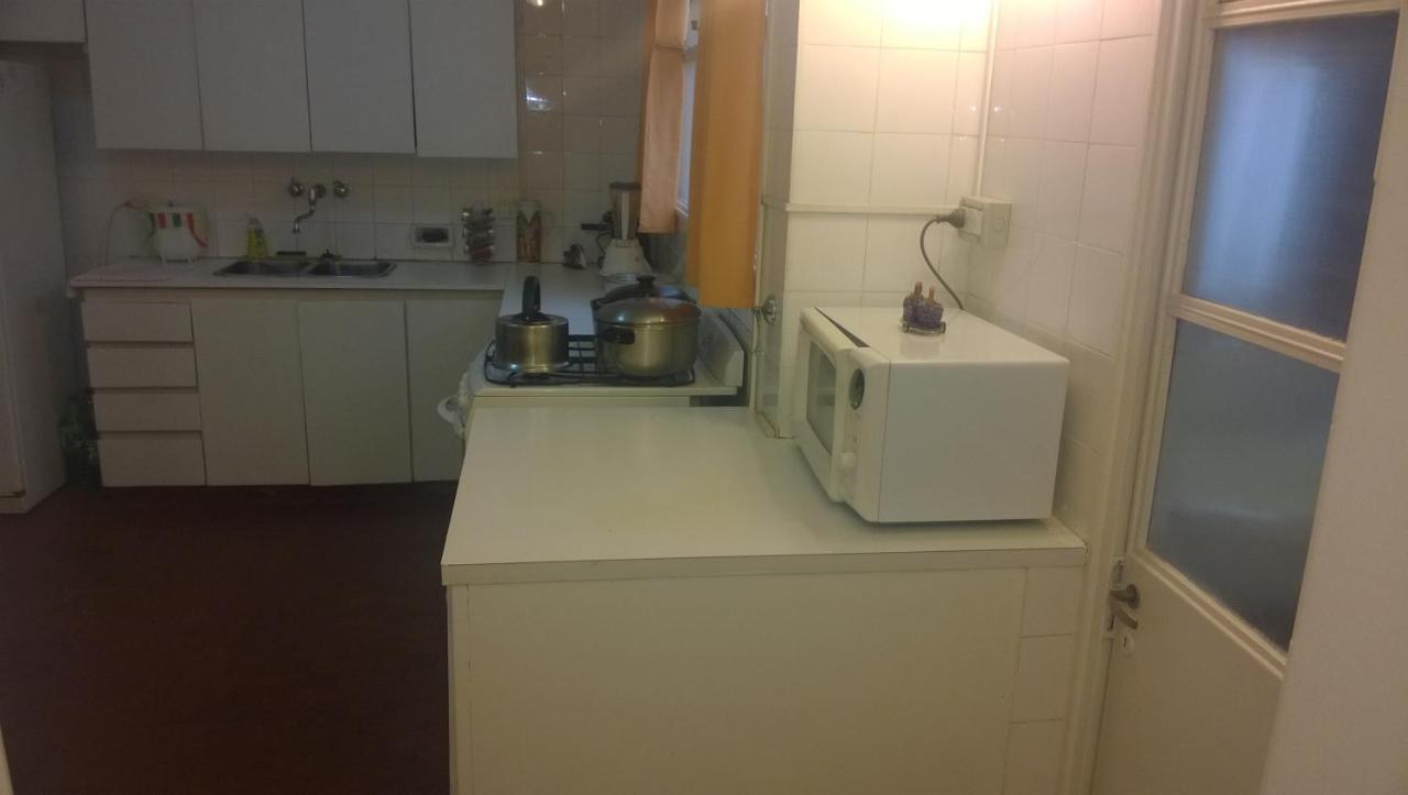Habitacion Con Bano Privado Un Piso Por Escalera Buenos Aires Dış mekan fotoğraf
