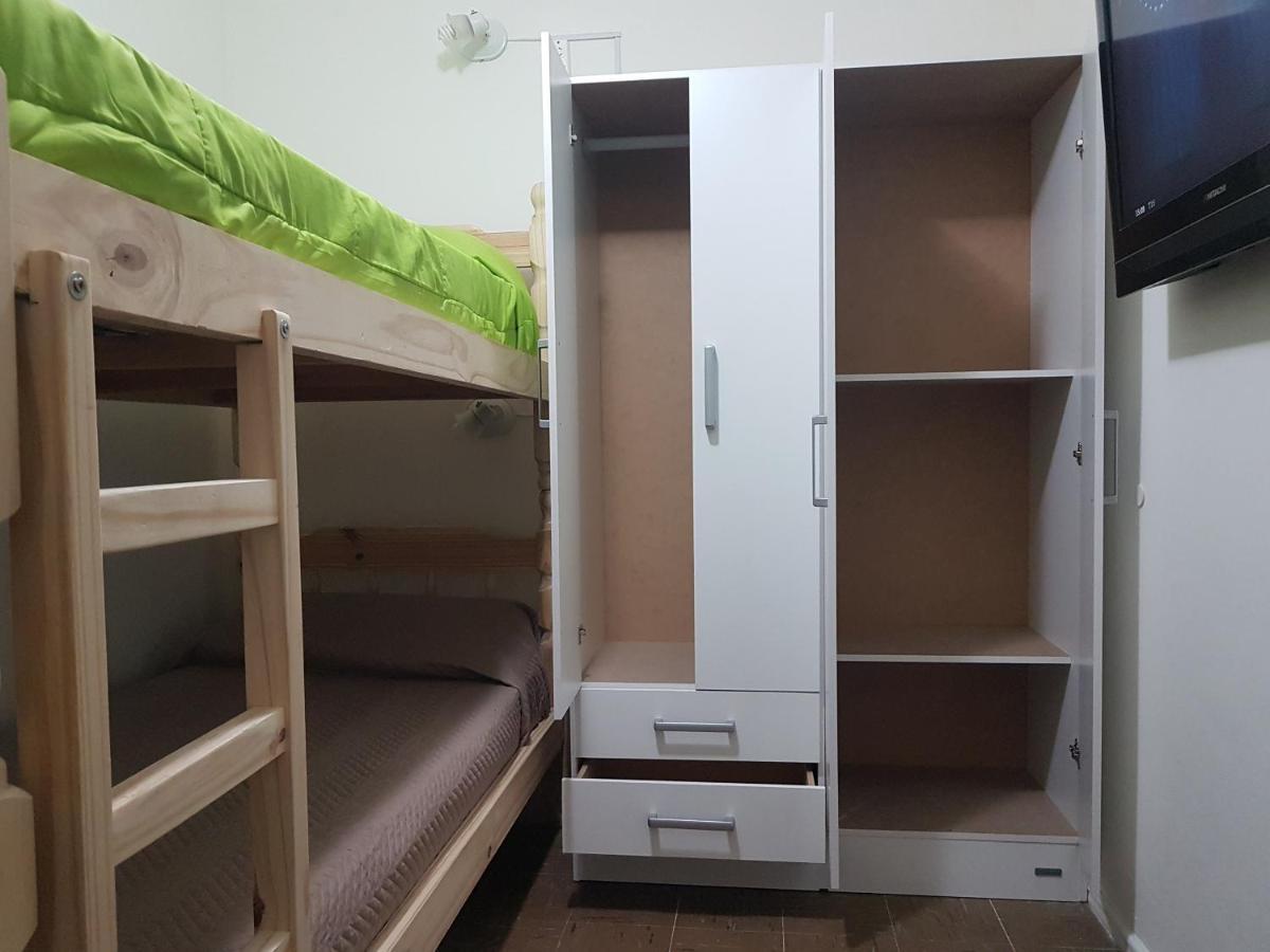 Habitacion Con Bano Privado Un Piso Por Escalera Buenos Aires Dış mekan fotoğraf